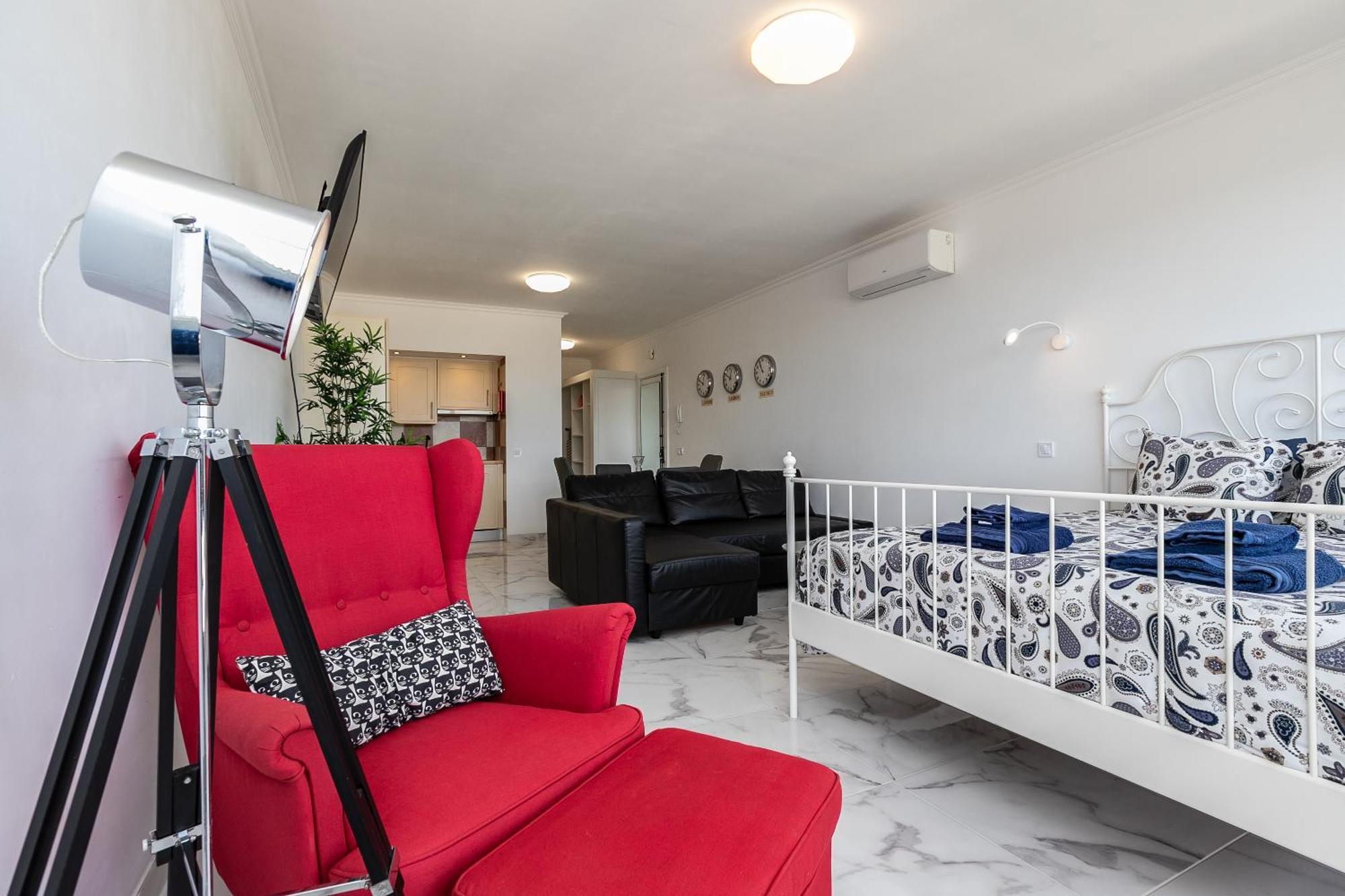 T0 Downtown Apartment